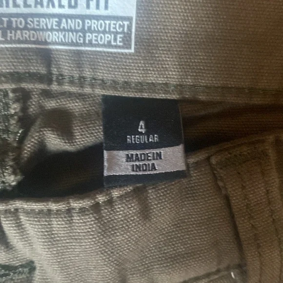 Carhartt Women’s Cargo Pants size 4 - Picture 4 of 9